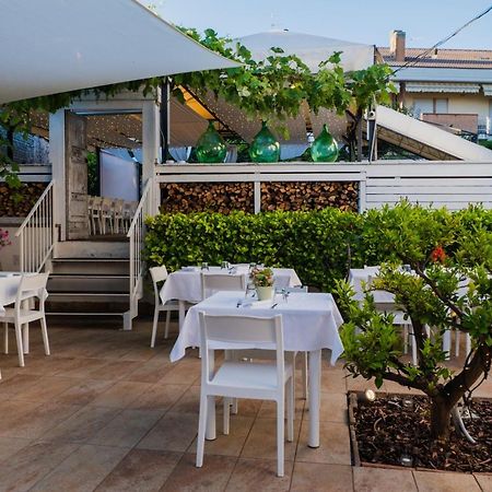 La Taverna Antica Rooms Pescara Buitenkant foto